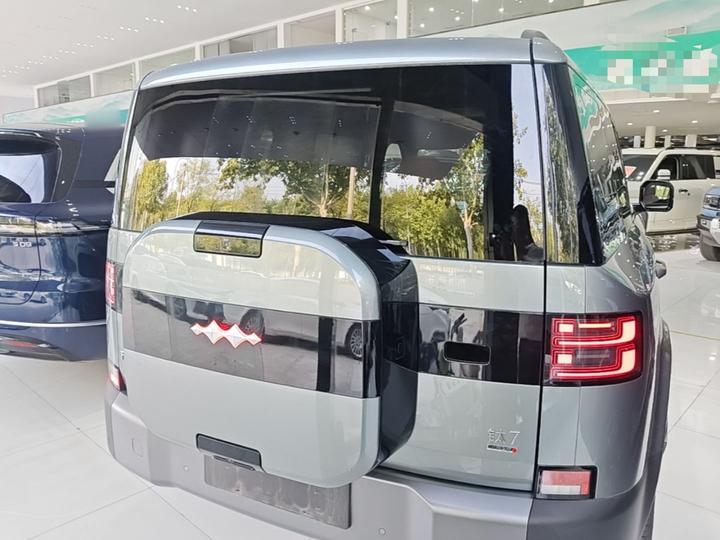 Fang Cheng Bao 7 2025 190KM AWD Ultra photo 3