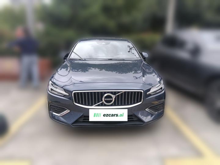S60 2021 T4 Luxury photo 2