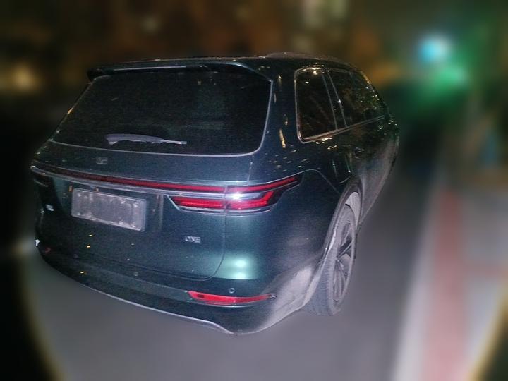 Li Auto ONE 2021 EREV 6-Seater photo 6