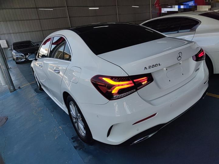 A-Class 2022 Facelift A 200 L Sport Fashion photo 4
