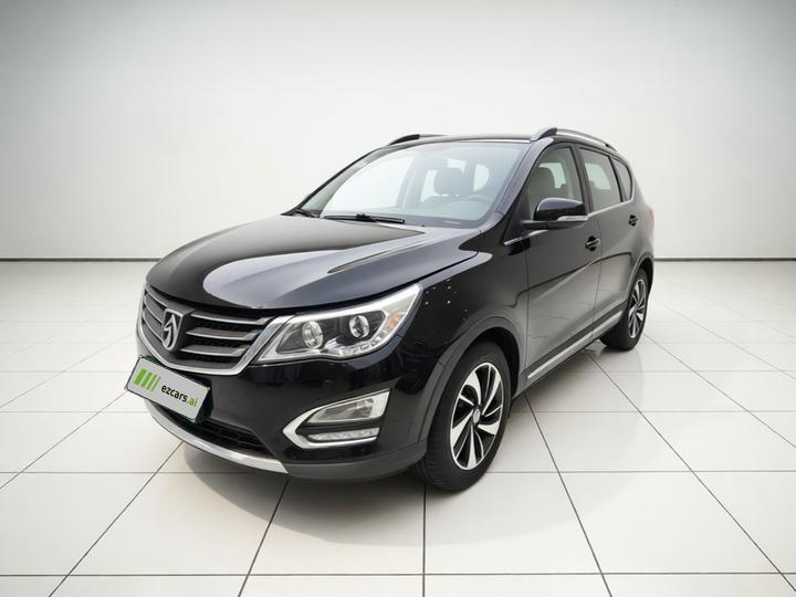 560 2015 1.8L MT Luxury