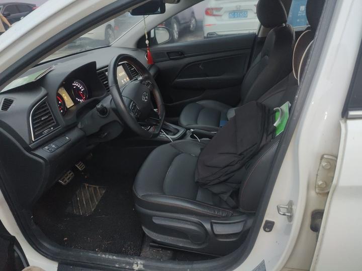 Elantra 2016 1.4T DCT Elite photo 7
