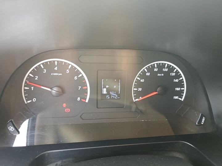 Lingzhi 2023 M5L 1.6L 7-Seater photo 7