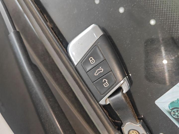 FAW-Volkswagen CC 2021 330TSI photo 8