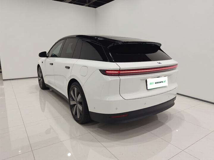 Li Auto i6 2025 AWD Standard photo 4