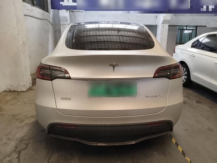 Model Y 2022 Facelift RWD photo 3