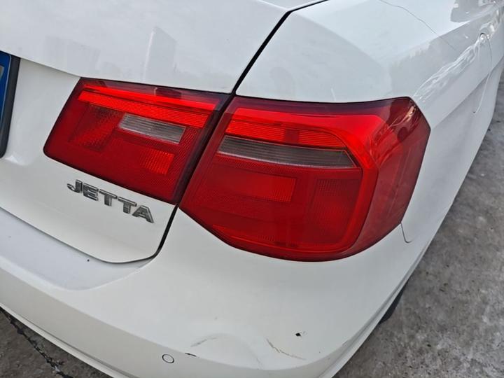 2015 1.6L MT Comfort photo 7