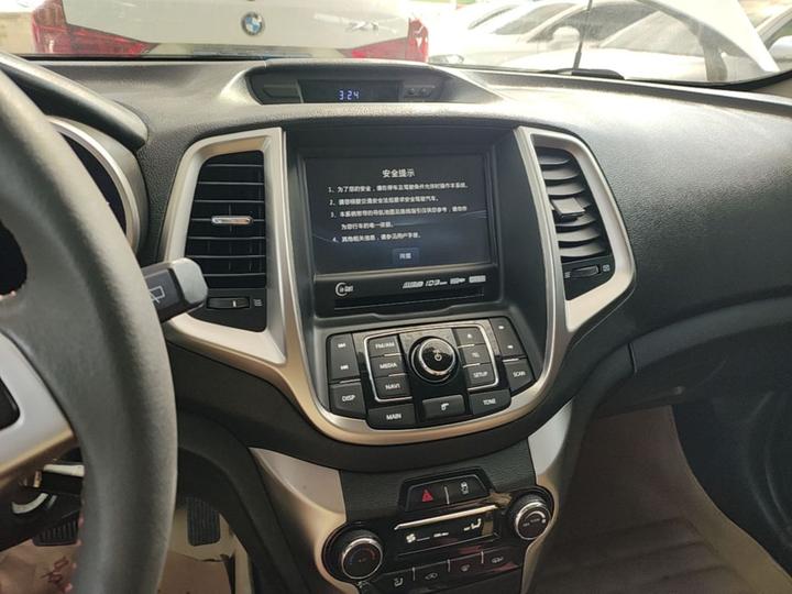 Eado 2015 1.6L AT IV photo 8
