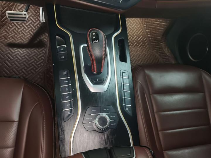 VV7 GT 2020 2.0T photo 5