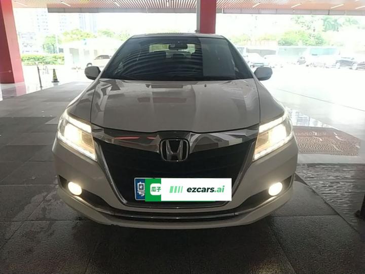 Crider 2016 1.8L CVT Luxury photo 2