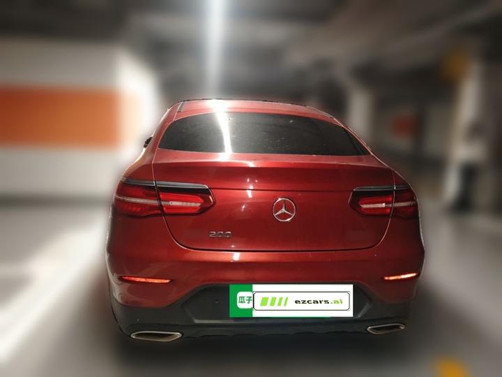 GLC Coupe 2019 GLC 200 4MATIC Coupe SUV photo 5
