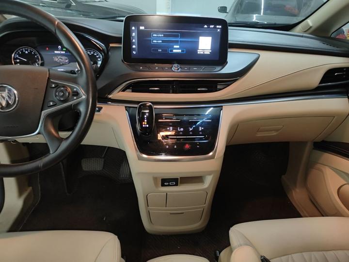 GL8 2023 Facelift Luxury photo 8