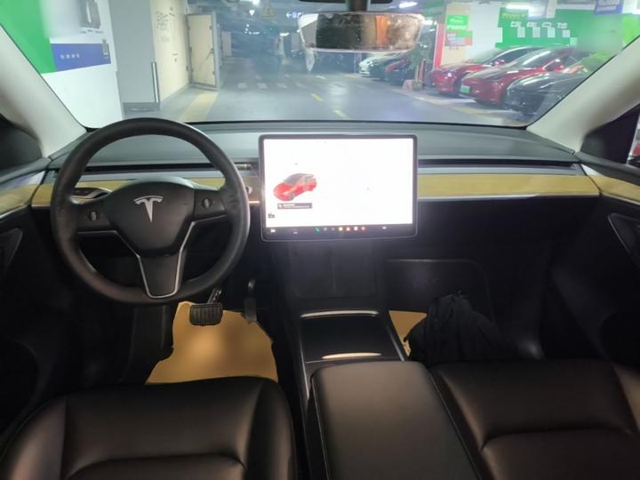 Model Y 2021 Long Range AWD photo 5