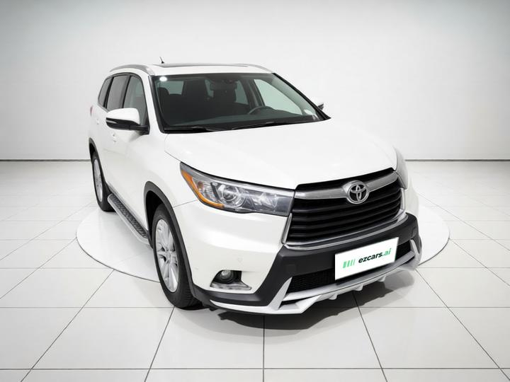 Highlander 2017 2.0T AWD Luxury 7-Seater photo 3