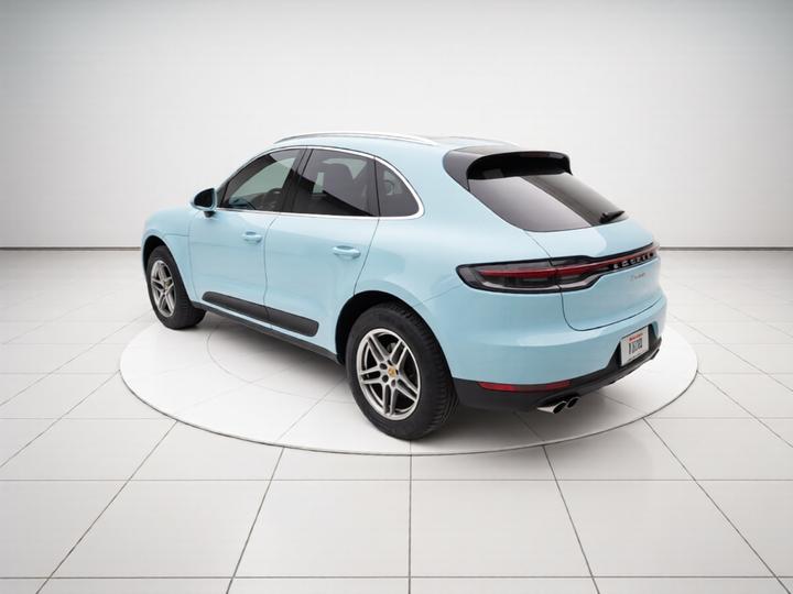 2018 Macan 2.0T photo 4