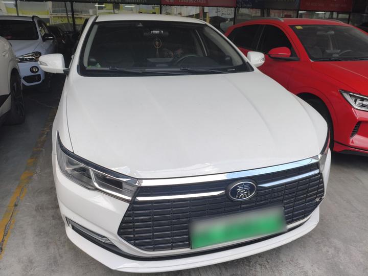 Qin EV 2021 Standard photo 2
