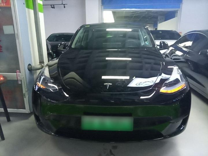 Model Y 2022 Facelift RWD photo 2