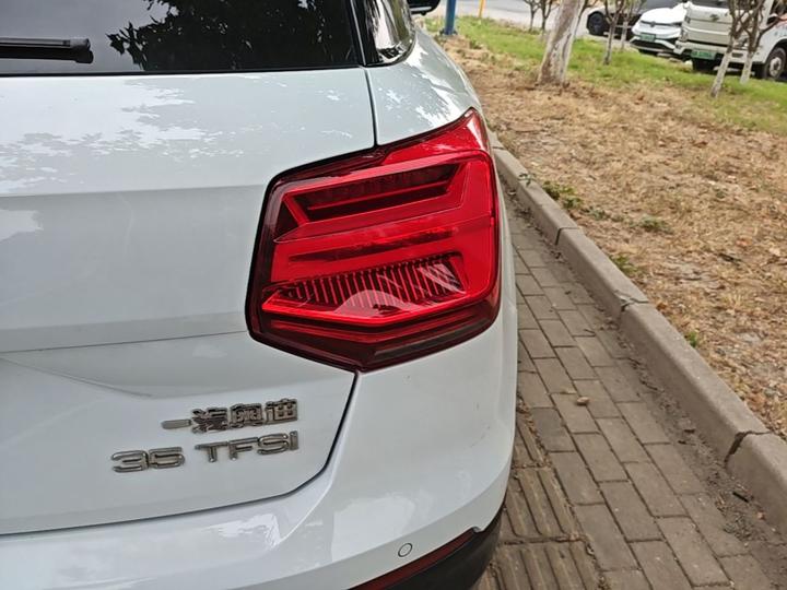 Q2L 2020 35 TFSI Progressive Dynamic photo 7