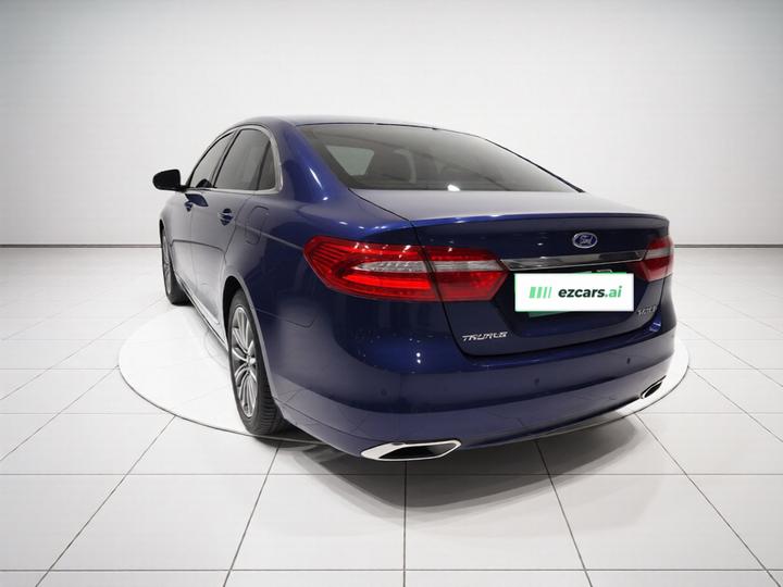 Taurus 2015 EcoBoost 245 Luxury photo 4