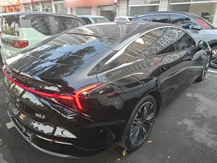 Neta S 2022 EREV 1160km RWD photo 4