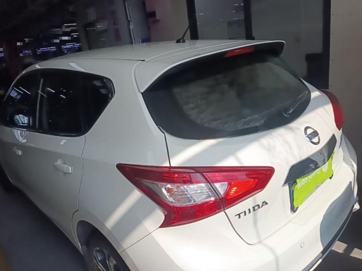 Tiida 2019 1.6L CVT China VI photo 3