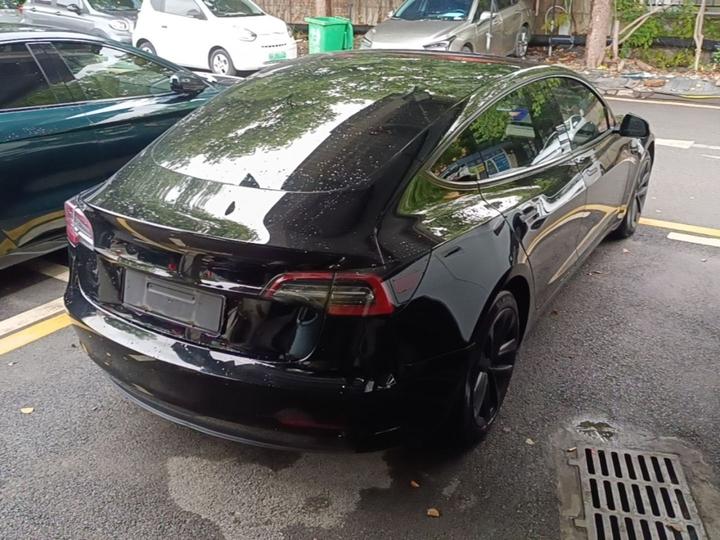 Model 3 2022 RWD photo 3