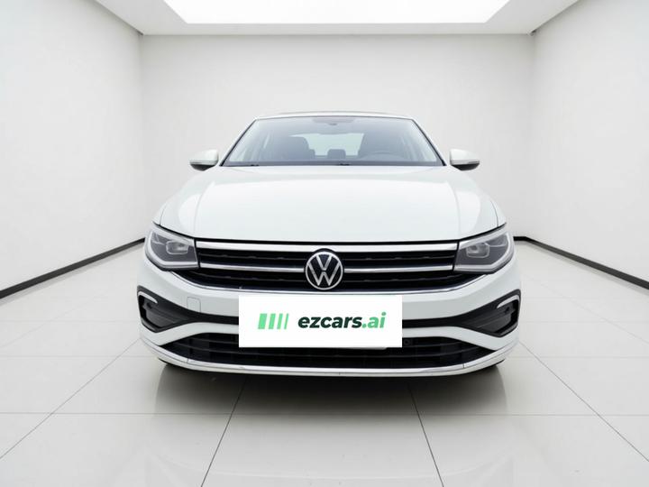Bora 2023 200TSI DSG photo 2