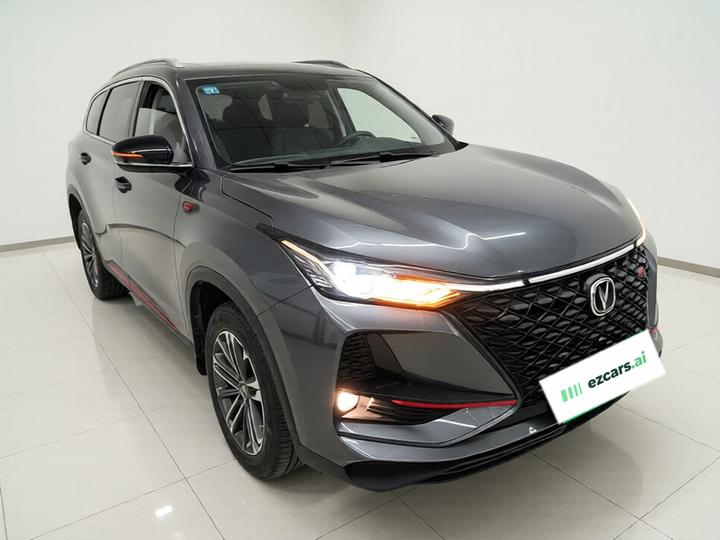 CS75 PLUS 2021 1.5T AT Luxury photo 3