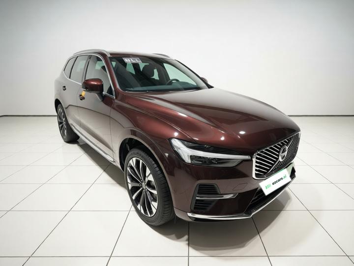 XC60 EV 2026 Hybrid Long Range AWD Luxury photo 3