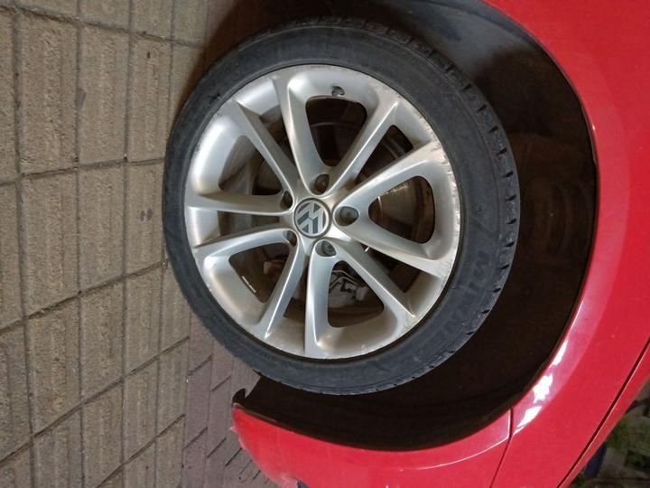2011 2.0TSI Luxury photo 2