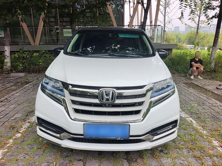 Elysion 2019 2.0L Hybrid Supreme photo 2