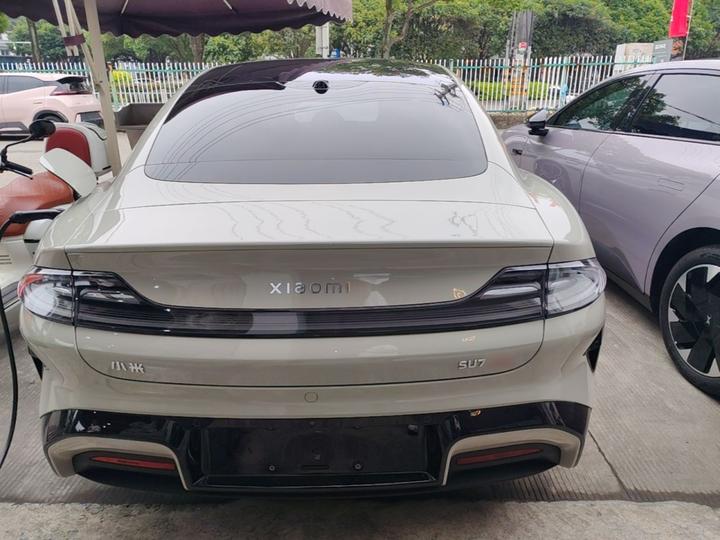 Xiaomi SU7 2024 AWD Extended Range High-end ADAS Max photo 5