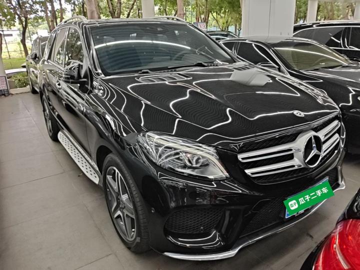 GLE Imported 2017 GLE 400 4MATIC photo 3