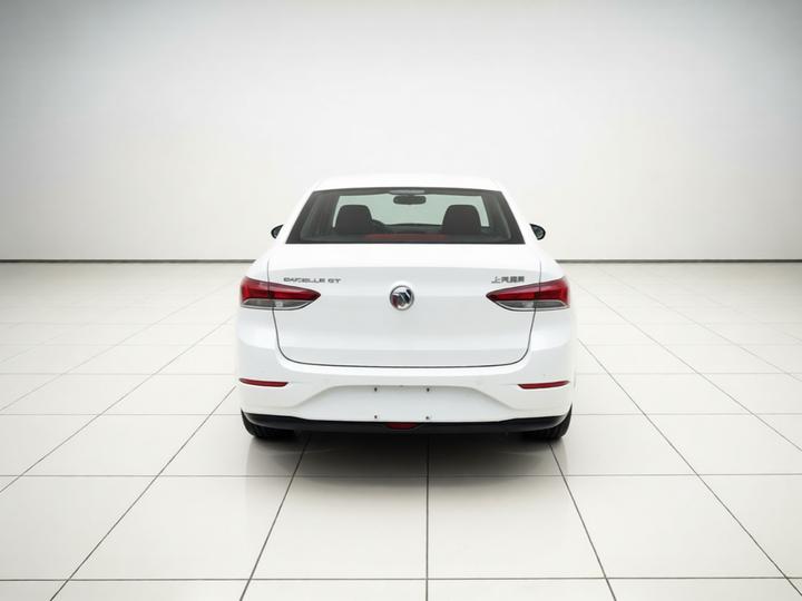 Excelle 2021 1.3T AT Mild Hybrid Elite photo 3