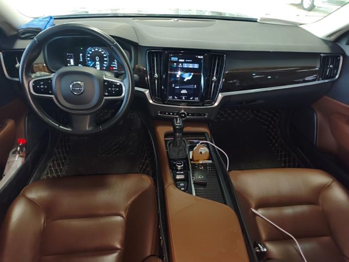 S90 2017 T5 photo 5