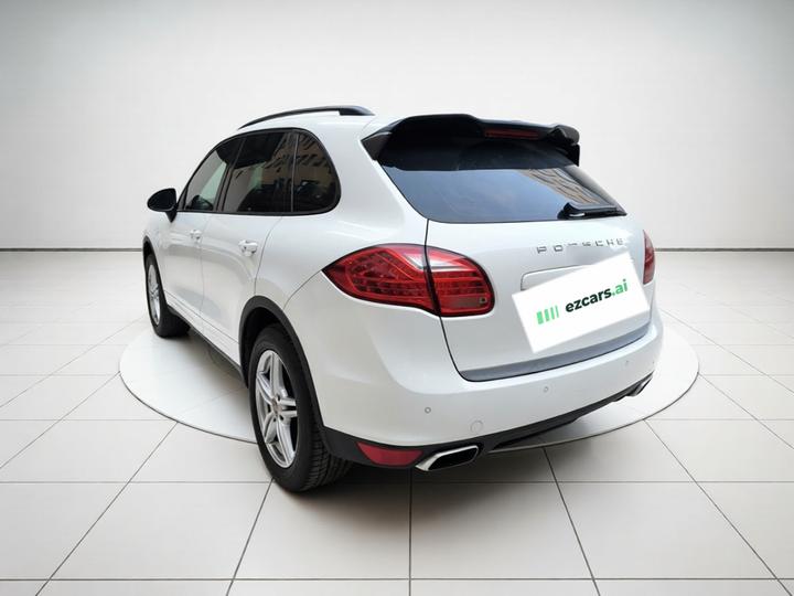 2014 Cayenne Platinum Edition 3.0T photo 4