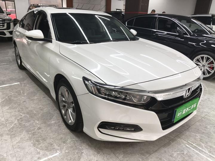 Accord 2018 260TURBO Elite China VI photo 3