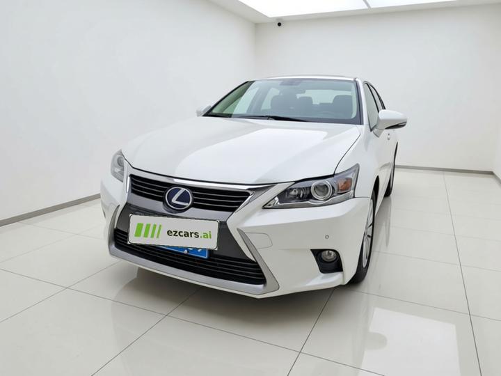 CT 2014 CT200h Comfort