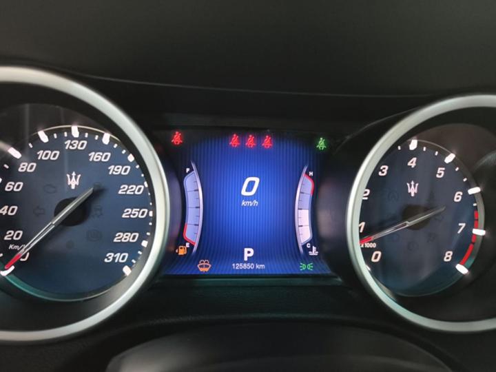 Ghibli 2014 3.0T Standard photo 8