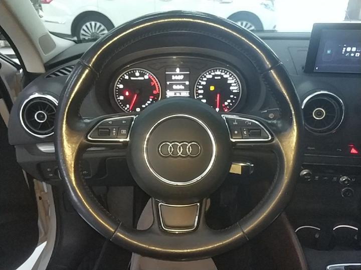 A3 2014 Limousine 35 TFSI AT Comfort photo 2