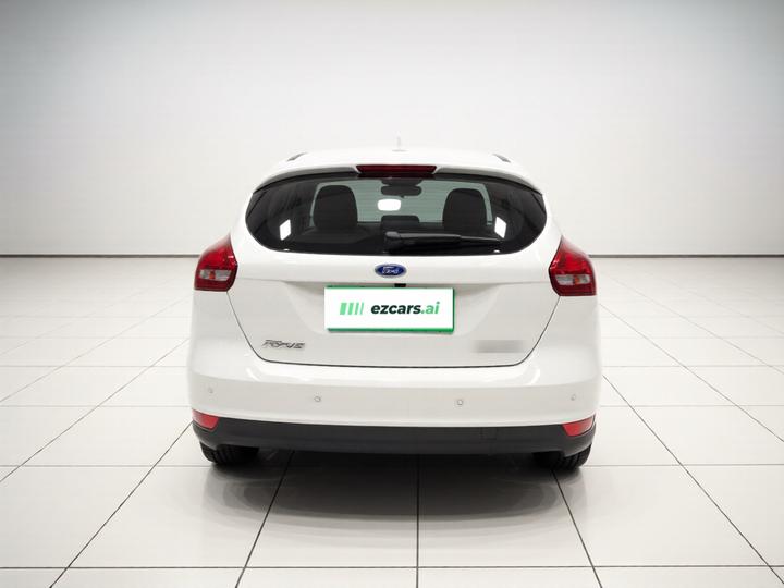 Focus 2020 Hatchback Classic 1.5L AT photo 5