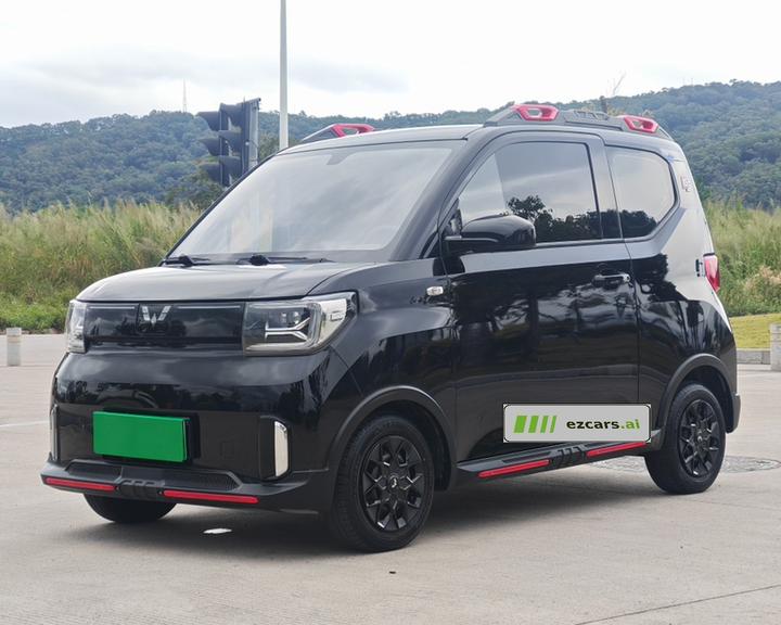 Hongguang MINIEV 2022 GAMEBOY 300km LFP