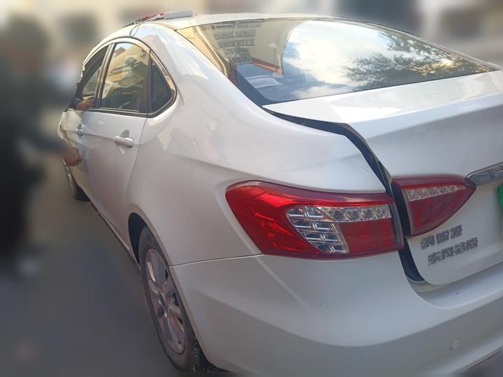 Luxgen 5 2014 1.8T AT Luxury photo 4