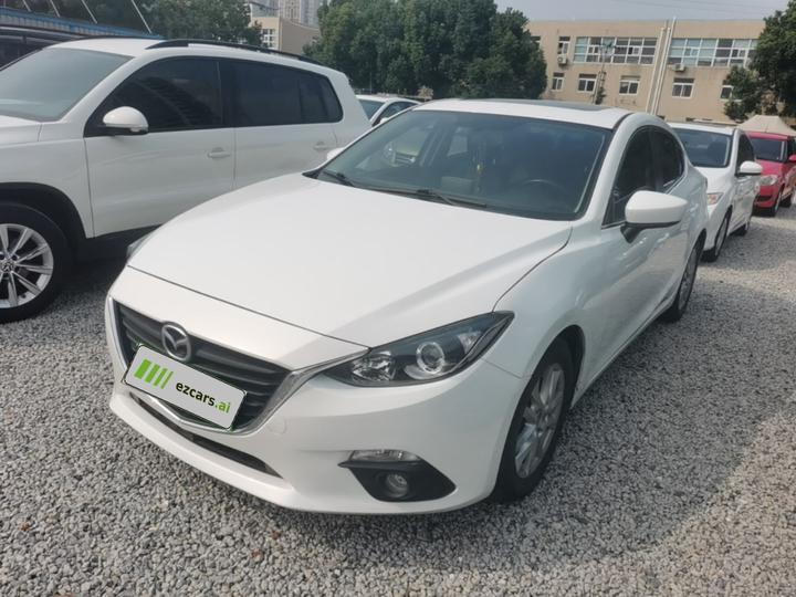 3 Axela 2016 Sedan 1.5L AT Luxury