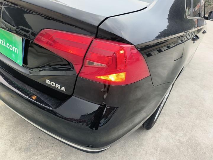 Bora 2018 1.5L AT Comfort photo 7