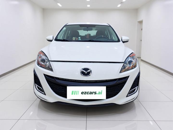 3 2011 Sedan 2.0L AT Luxury photo 2