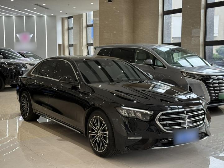 E-Class 2026 E 300 L Luxury photo 2
