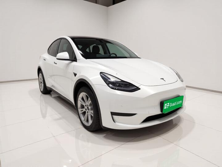 Model Y 2022 Facelift RWD photo 3