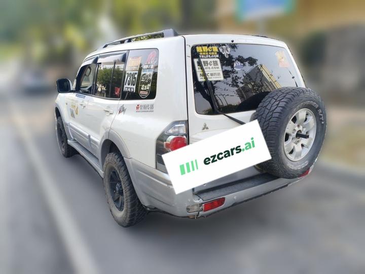 Pajero 2008 V73 3.0L MT GLS photo 4