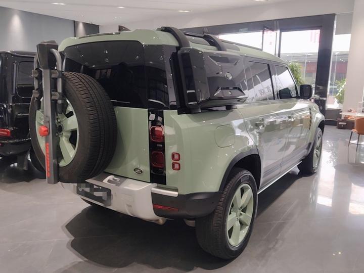 Defender 2023 110 3.0T P400 75 photo 6